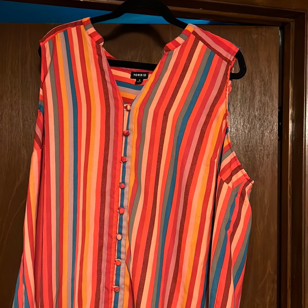Size 3 Torrid blouse